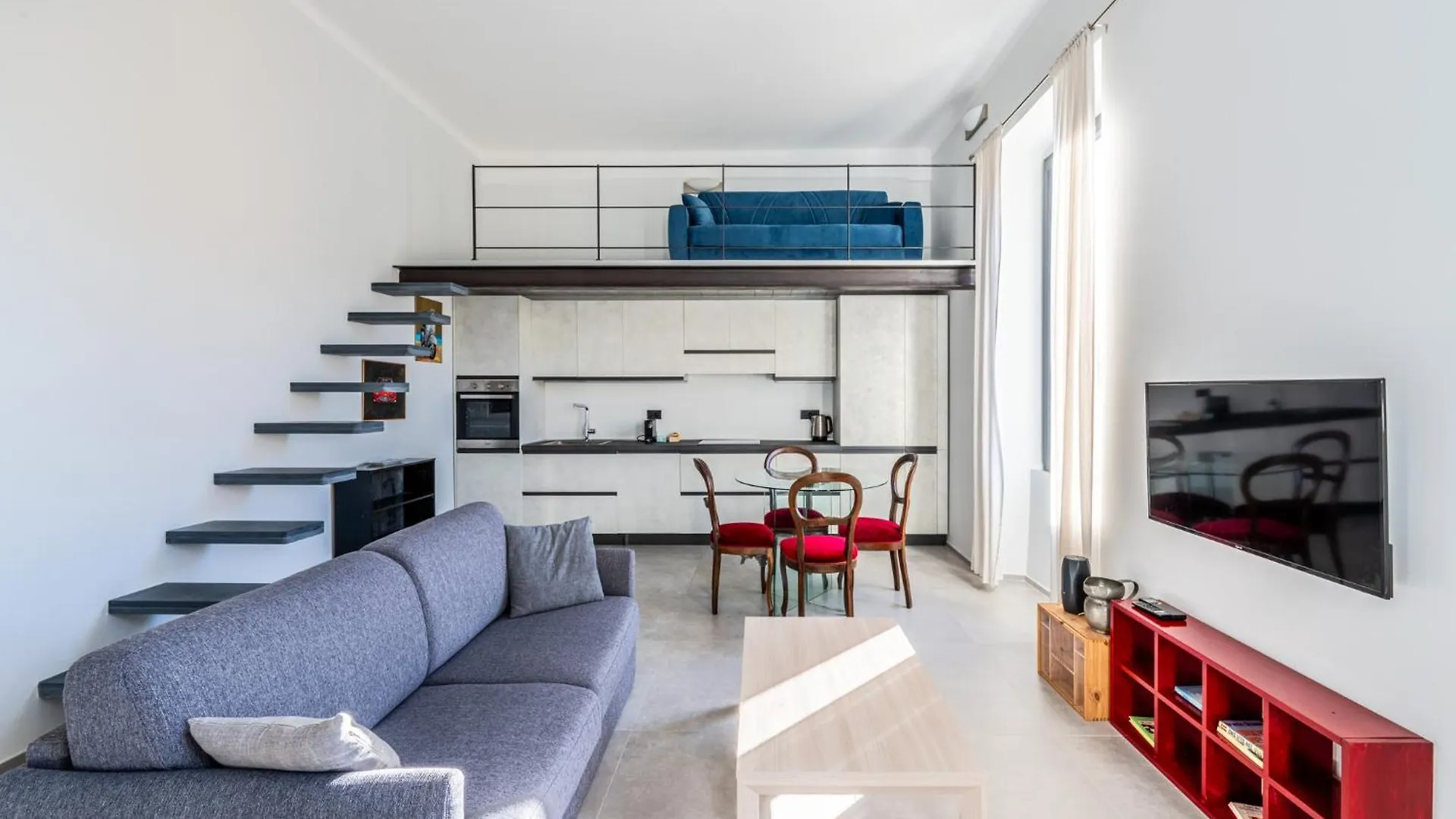 Boccadasse Chic Urban Retreat Genova